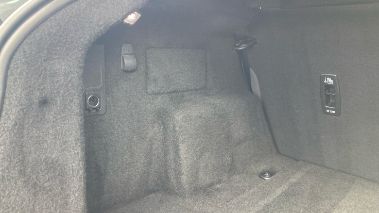 Jaguar E-Pace 2.0d Chequered Flag Edition 5dr Auto Diesel Estate